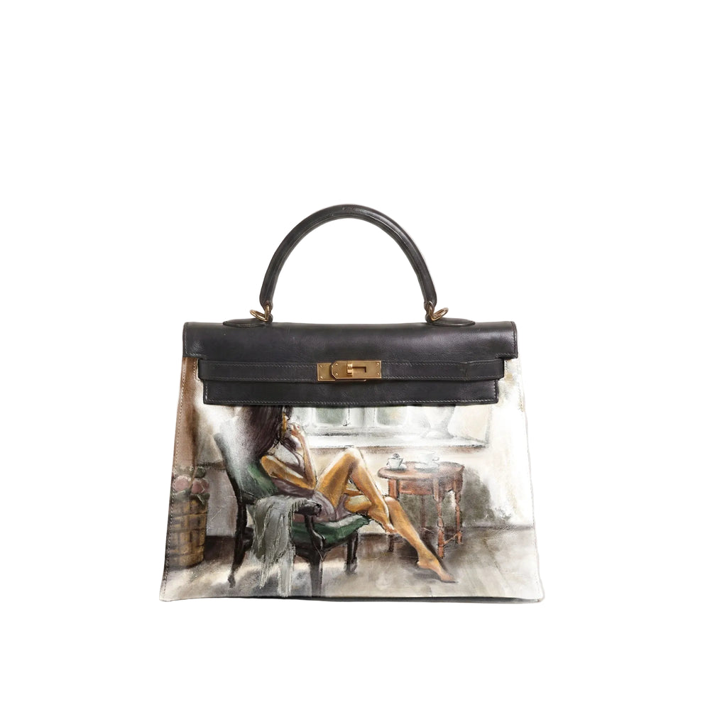 Kali 32 Black Chèvre goatskin Leather