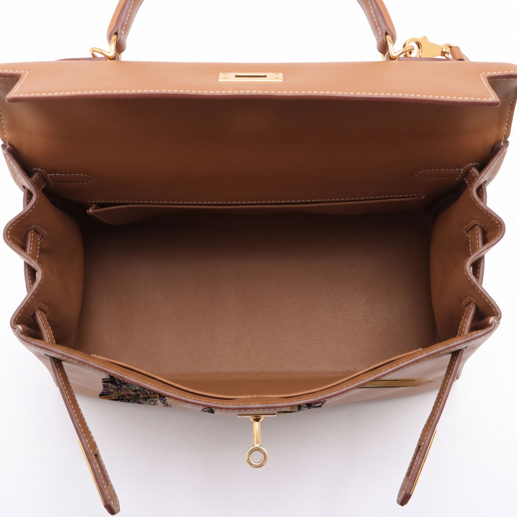 Kali 32 Gold Chèvre goatskin Leather