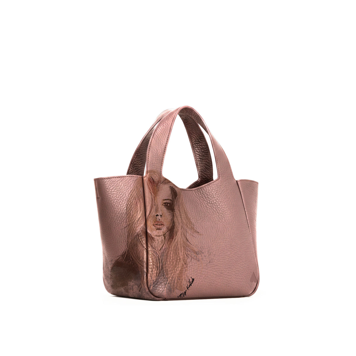 Eve Bronze Deerskin Leather Handbag is crafted from supple deerskin leather with a naturally grainy finish and distinguished by a gorgeous artistic front print