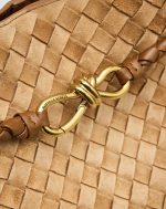 BOTTEGA VENETA ANDIAMO LARGE INTRECCIATO LEATHER & SUEDE TOTE - Image 3